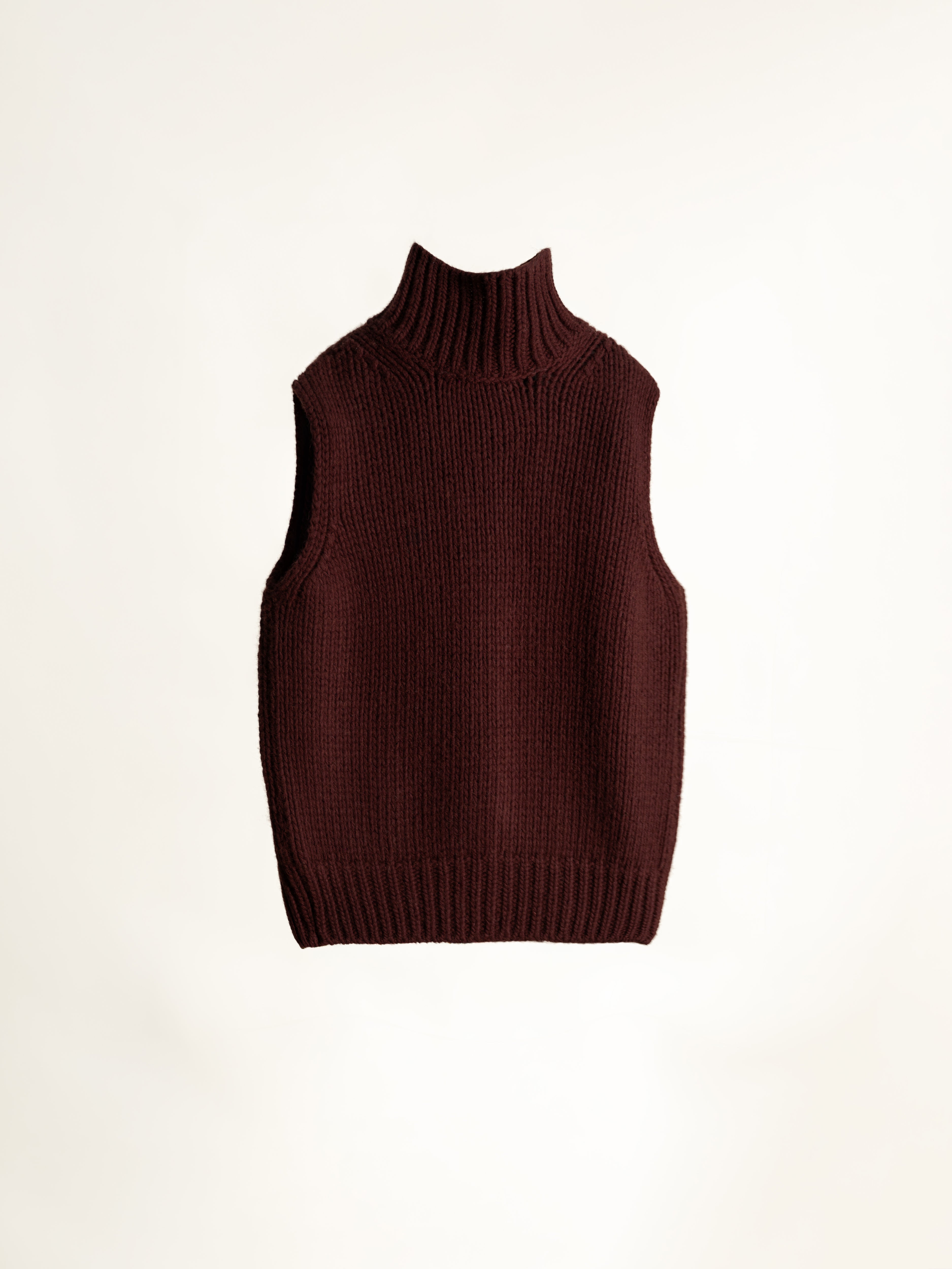 Cashmere Mix Slevelees Top-7