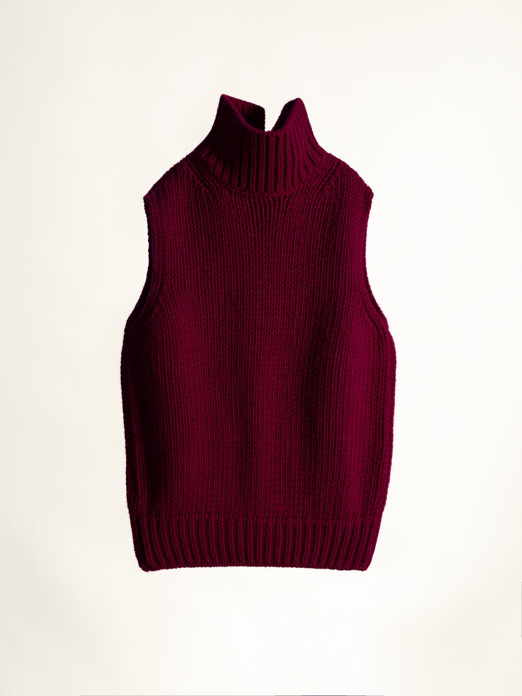 Cashmere Mix Slevelees Top-1